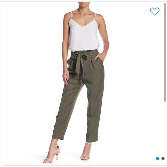 Pants - Brand new never worn High Waisted Paper bag pants! Pants - Brand new never worn High Waisted Paper bag pants!